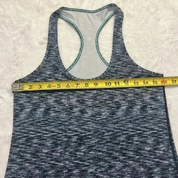Lululemon Women’s Black & Gray Cool Racerback Athletic Top Sz. P2P 16” - Picture 4 of 4